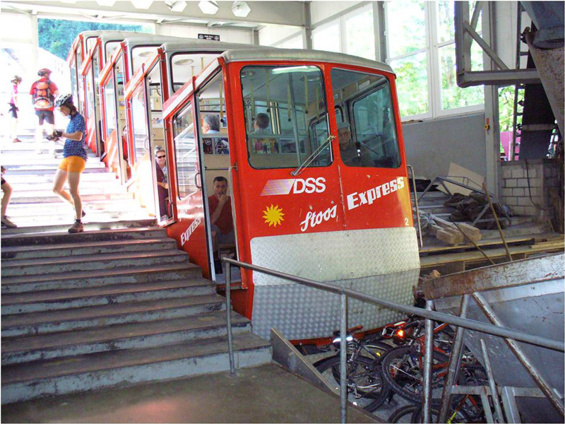 stoosbahn.jpg
